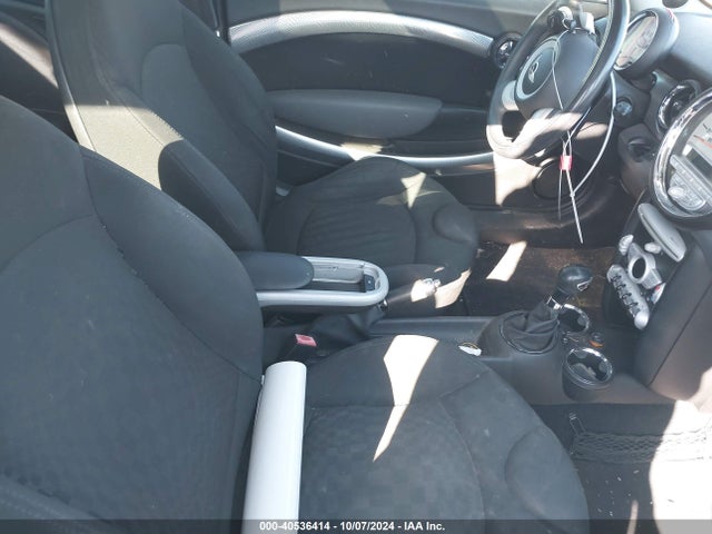 2008 MINI COOPER S WMWMF73578TV37133 Photo 4
