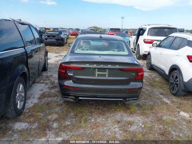 7JR102FZXMG123602 Volvo S60 T5 Momentum