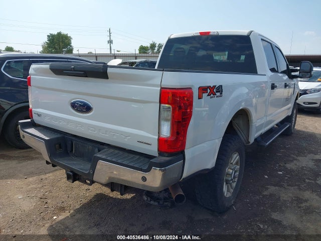 Ford F-250 Xlt 2017 1FT7W2B65HED50202 Image 4
