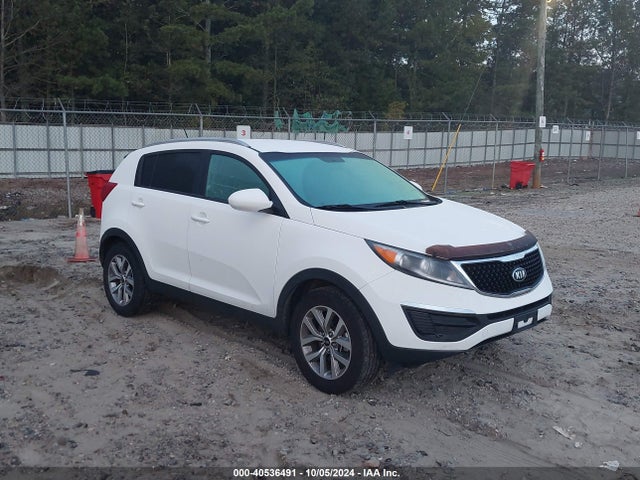 2016 KNDPB3AC4G7853814 main image