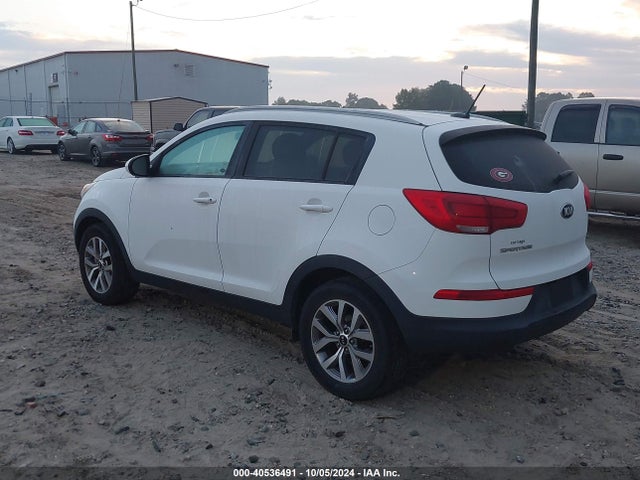 KIA Sportage Lx 2016 KNDPB3AC4G7853814 Image 3