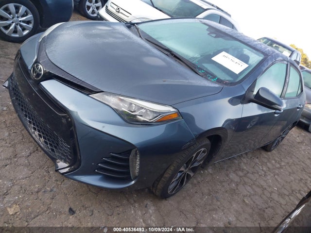 Toyota COROLLA SE 2017 5YFBURHE3HP577916 Image 2