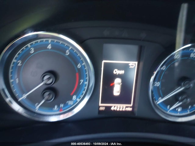 Toyota COROLLA SE 2017 5YFBURHE3HP577916 Image 7