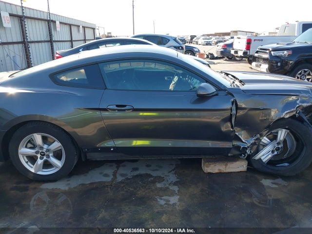 Ford Mustang V6 2015 1FA6P8AM2F5403470 Image 13