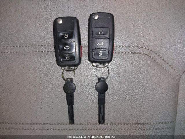 1VWBV7A36FC034394 Volkswagen Passat 2.0l Tdi Se