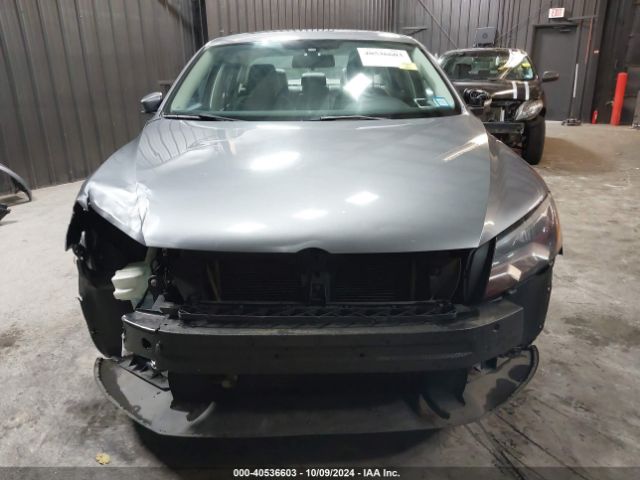 1VWBV7A36FC034394 Volkswagen Passat 2.0l Tdi Se