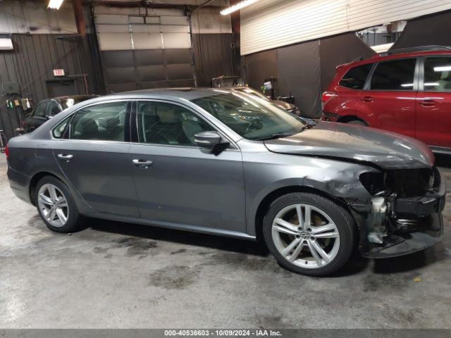 1VWBV7A36FC034394 Volkswagen Passat 2.0l Tdi Se