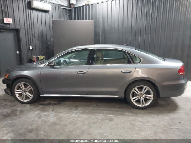 1VWBV7A36FC034394 Volkswagen Passat 2.0l Tdi Se