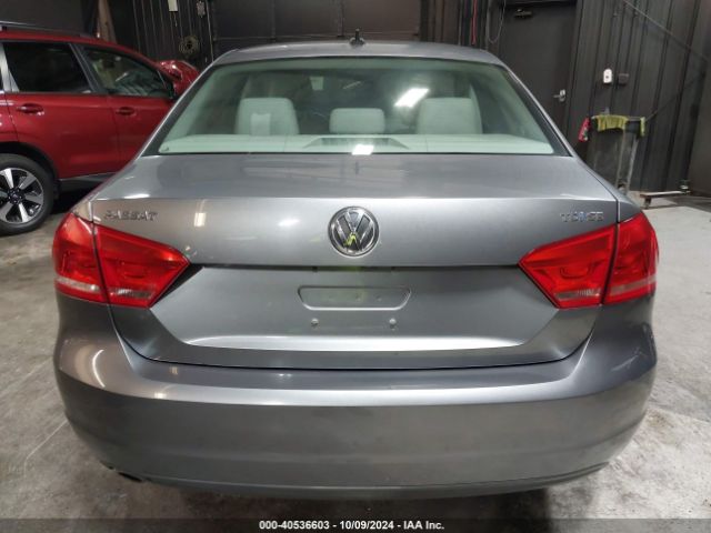 1VWBV7A36FC034394 Volkswagen Passat 2.0l Tdi Se
