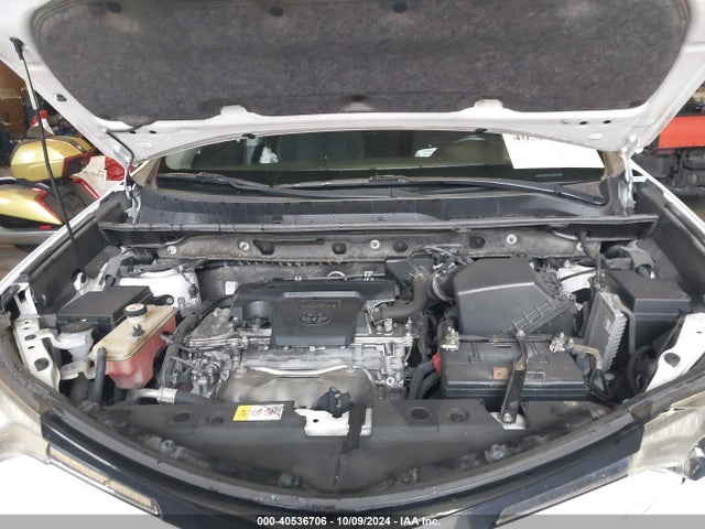 Toyota Rav4 Xle 2018 JTMWFREV7JD116565 Image 10