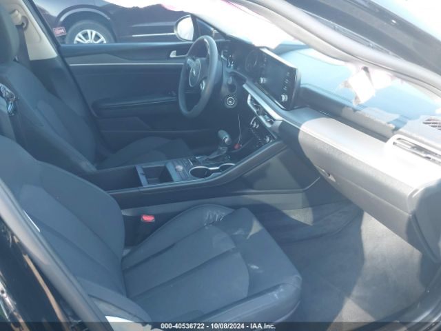 5XXG24J20MG006613 KIA K5 LX