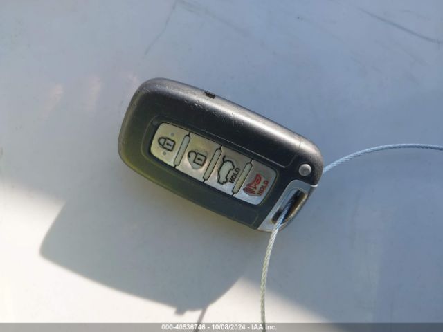 KMHTC6AE9FU221370 Hyundai Veloster Turbo