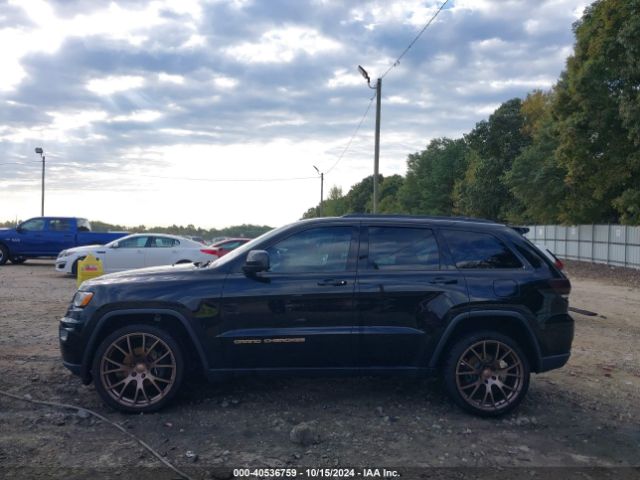 1C4RJEAG6HC916334 Jeep Grand Cherokee Laredo 4x2