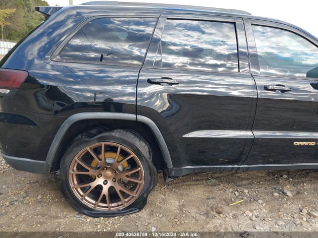 1C4RJEAG6HC916334 Jeep Grand Cherokee Laredo 4x2