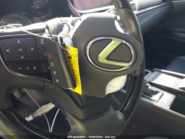 Lexus ES 300H 2019 58AB21B14KU003059 Image 11