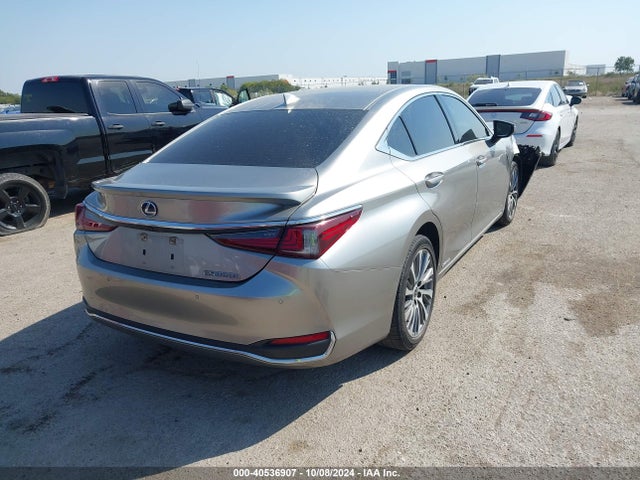 58AB21B14KU003059 Lexus ES 300H