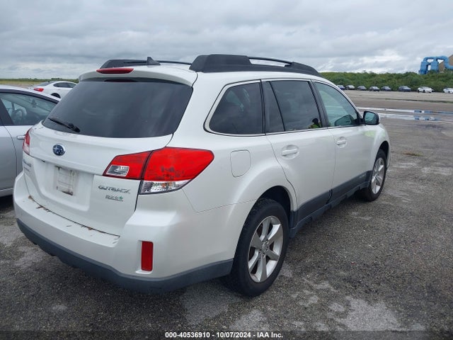 Subaru Outback 2.5i Limited 2014 4S4BRBLC1E3277130 Image 4