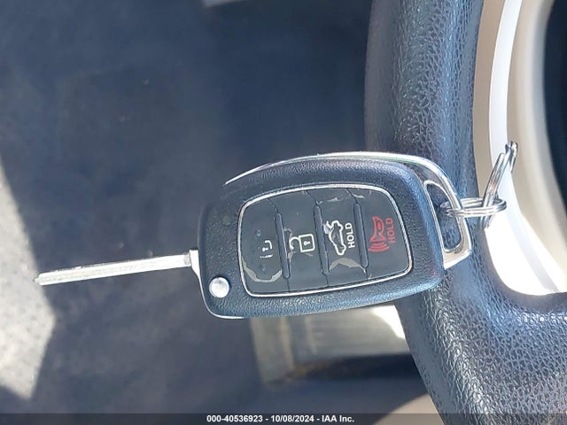 Hyundai SONATA SE 2017 5NPE24AF8HH535098 Image 11