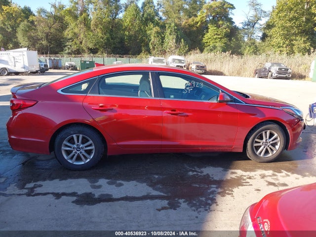 Hyundai SONATA SE 2017 5NPE24AF8HH535098 Image 14