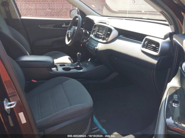 5XYPGDA57GG046313 KIA Sorento 3.3l Lx