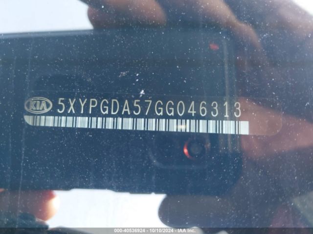 5XYPGDA57GG046313 KIA Sorento 3.3l Lx