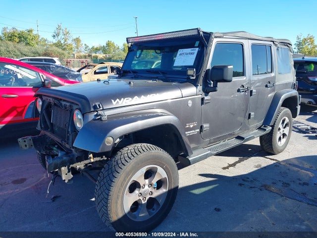 1C4BJWEG0GL169443 Jeep Wrangler Unlimited Sahara