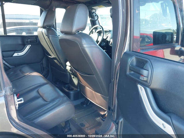 1C4BJWEG0GL169443 Jeep Wrangler Unlimited Sahara