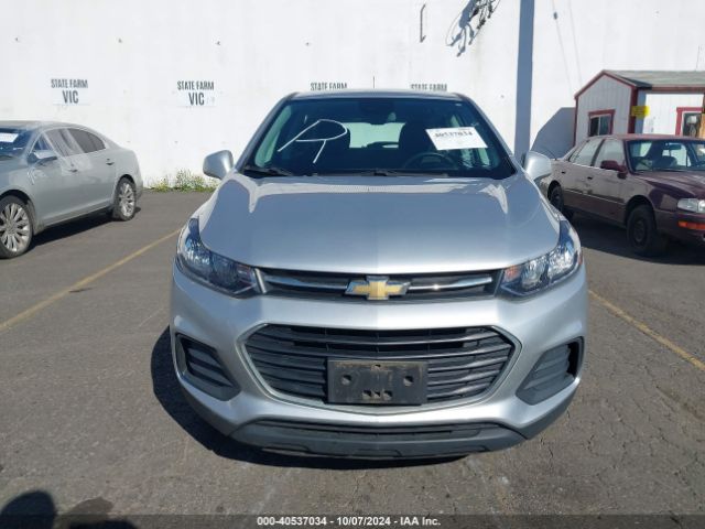 KL7CJNSBXJB709088 Chevrolet TRAX LS