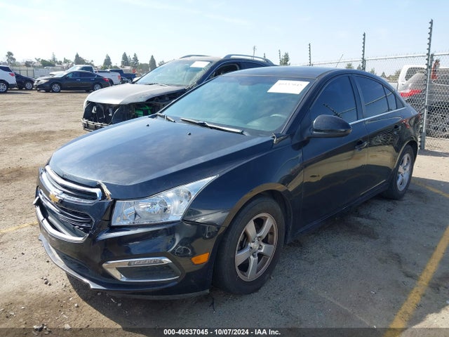 Chevrolet Cruze 1lt Auto 2015 1G1PC5SB2F7293233 Image 2