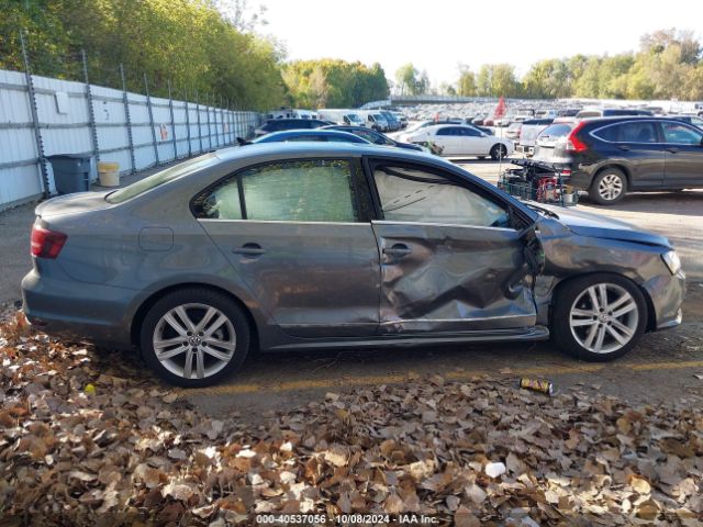 3VWL17AJ0HM205267 Volkswagen Jetta 1.8t Sel