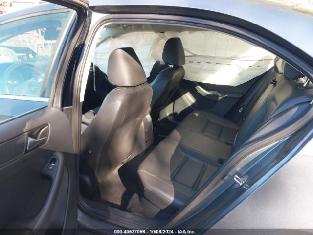 3VWL17AJ0HM205267 Volkswagen Jetta 1.8t Sel