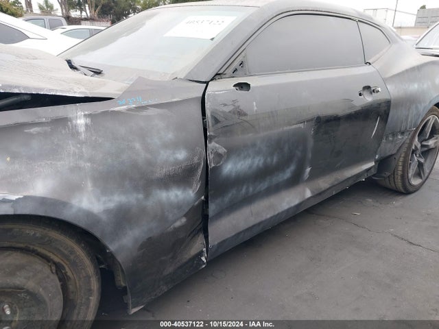 Chevrolet Camaro 1lt 2018 1G1FB1RX4J0169944 Image 21