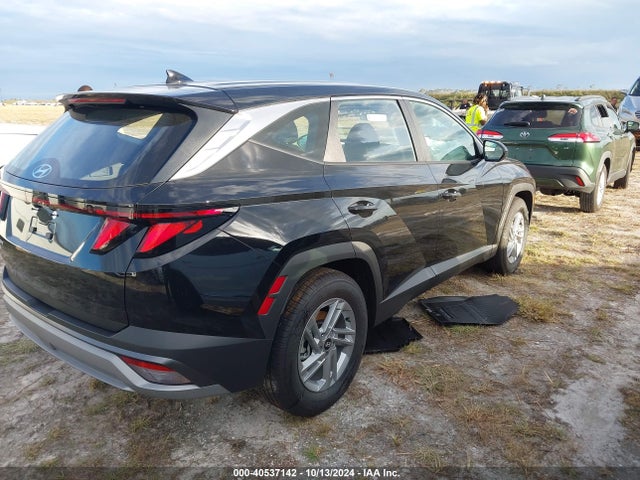 5NMJA3DE2SH463656 Hyundai TUCSON SE