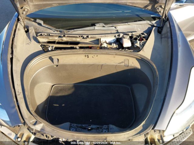 5YJ3E1EB1JF144660 Tesla Model 3 Long Range/performance