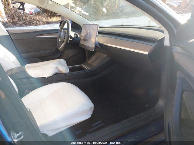2022 TESLA MODEL 3 5YJ3E1EA6NF207233 Photo 4