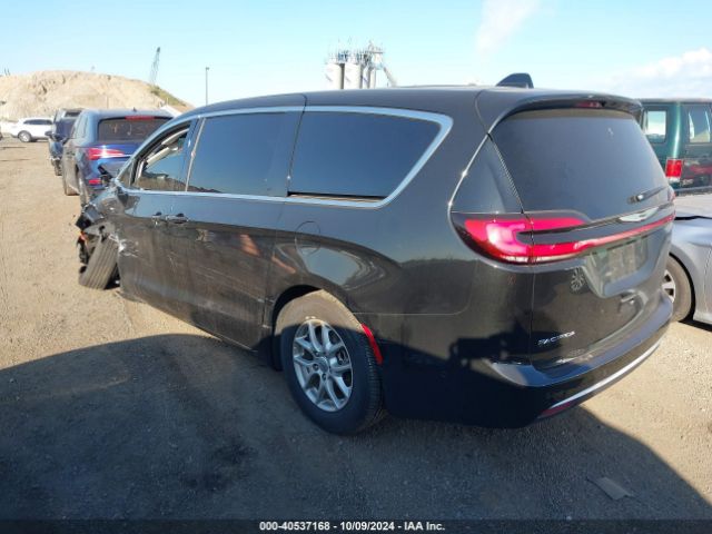 2023 CHRYSLER PACIFICA 2C4RC1BG7PR611349 Photo 2