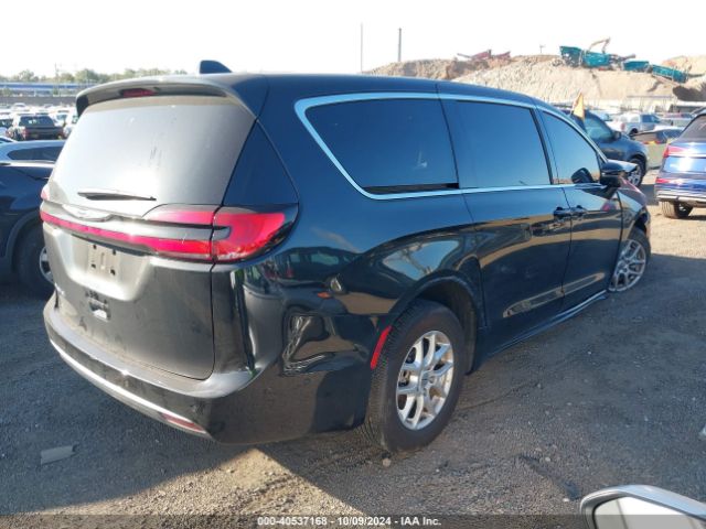 2023 CHRYSLER PACIFICA 2C4RC1BG7PR611349 Photo 3