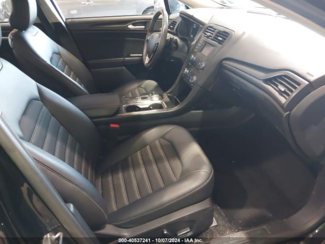 3FA6P0HD1JR183333 Ford FUSION SE
