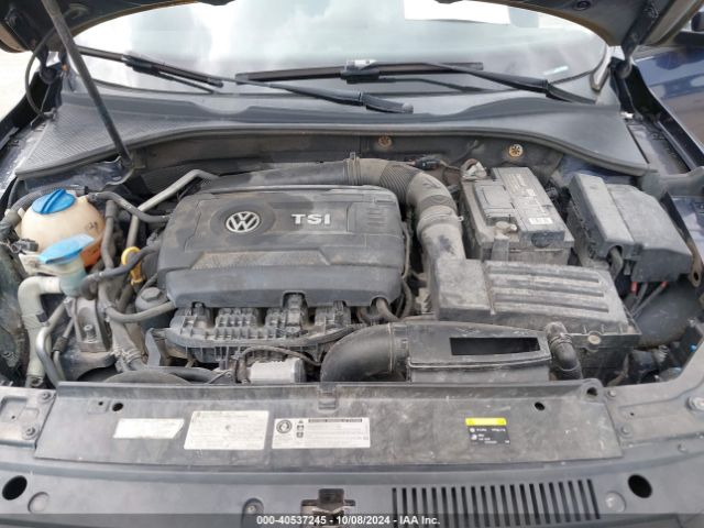 1VWAT7A33FC007638 Volkswagen Passat 1.8t S