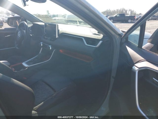 2T3J1RFVXKC044001 Toyota Rav4 Adventure