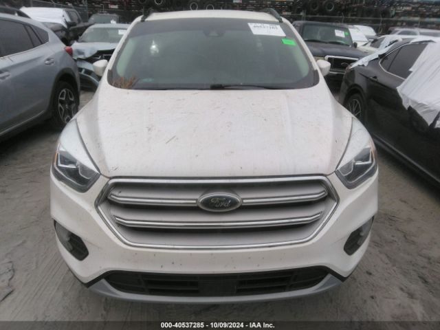 1FMCU0HDXJUD14592 Ford ESCAPE SEL