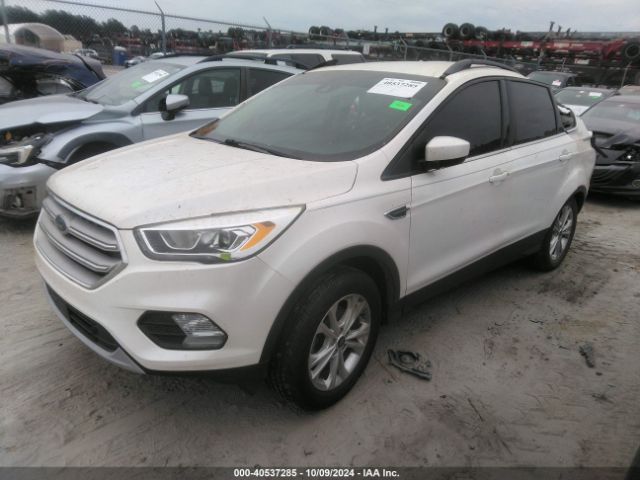 1FMCU0HDXJUD14592 Ford ESCAPE SEL
