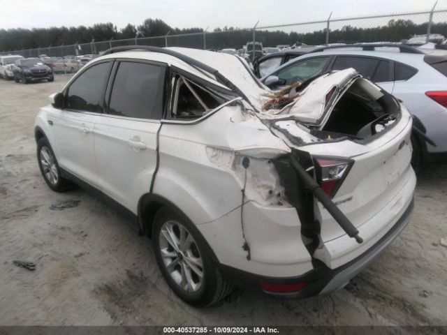 1FMCU0HDXJUD14592 Ford ESCAPE SEL