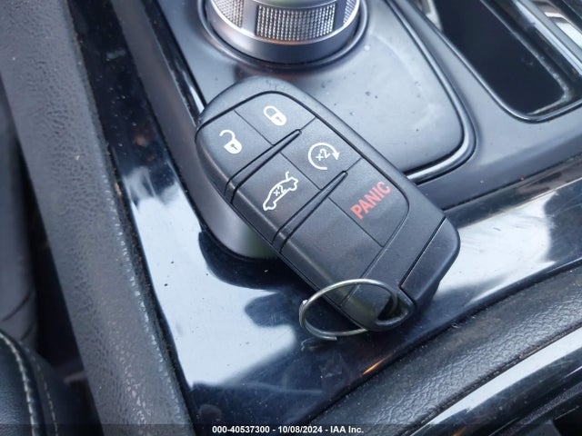 Chrysler 300 300s 2019 2C3CCABG6KH516239 Image 11