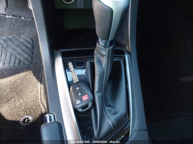 Toyota COROLLA SE 2018 5YFBURHE5JP829221 Image 11