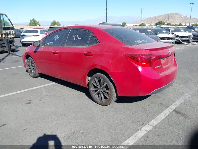 Toyota COROLLA SE 2018 5YFBURHE5JP829221 Image 3
