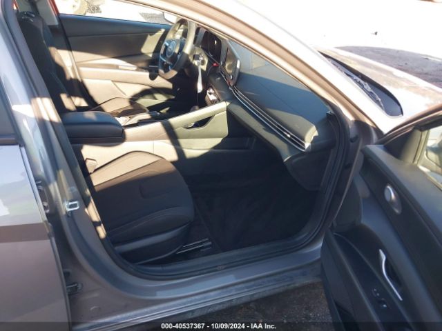 KMHLM4AG5PU452397 Hyundai ELANTRA SEL