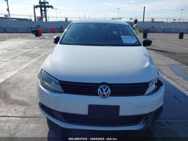 3VW2K7AJ8EM357608 Volkswagen Jetta 2.0l S