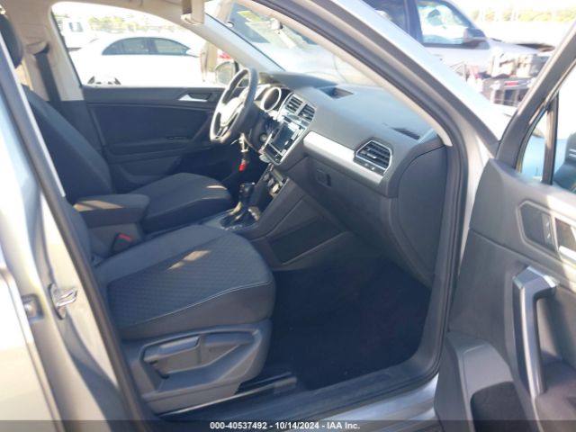 3VV1B7AX0MM054597 Volkswagen Tiguan 2.0t S