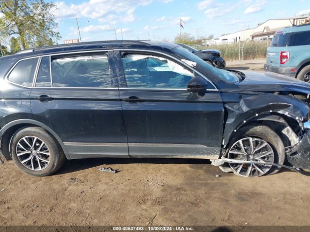3VV2B7AX7MM131647 Volkswagen Tiguan 2.0t Se/2.0t Se R-line Black/2.0t Sel